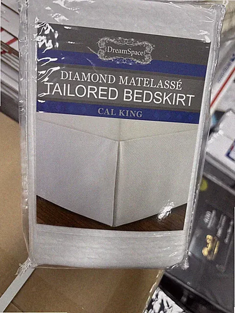Diamond Matelasse Tailored Bedskirt CAL-King WHITE BRAND NEW GORGEOUS!!! WHITE