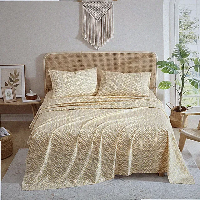 Full Size 4-Piece Sheet Set - Fitted & Flat Sheets & Pillowcases Medium Weigh...