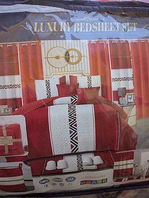 King Bed Sheet Set24 pcs Microfiber Red/White Geometric Pattern Machine Washable
